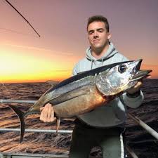 Top-Rated Fishing Hook Shop Near Me: Find Quality Gear Fast
