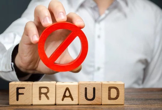 Risk Management: Mitigating Fraud and Conflicts of Interest