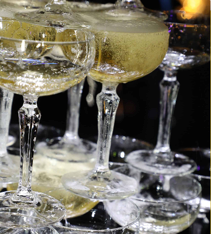 How to Host Stylish Champagne Corporate Events with Tower Hire in the UK