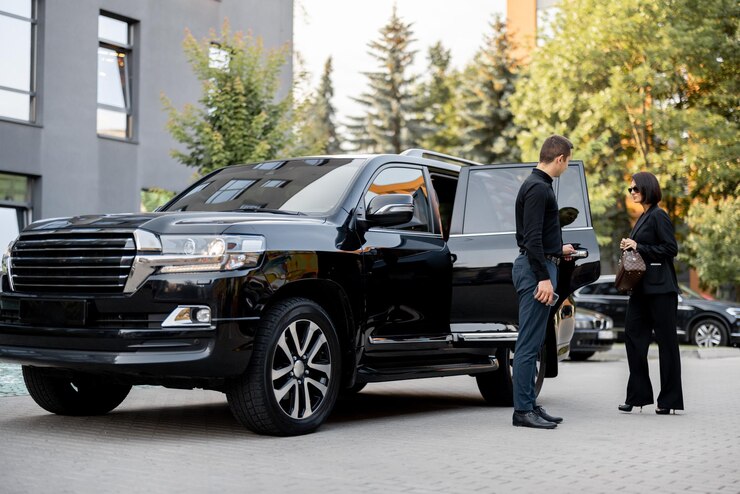 Why Cheap Limo Service in Orlando Is Best for Budget Travelers