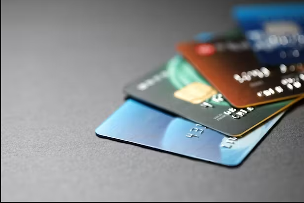 How to Compare Credit Cards and Choose the Right One for You