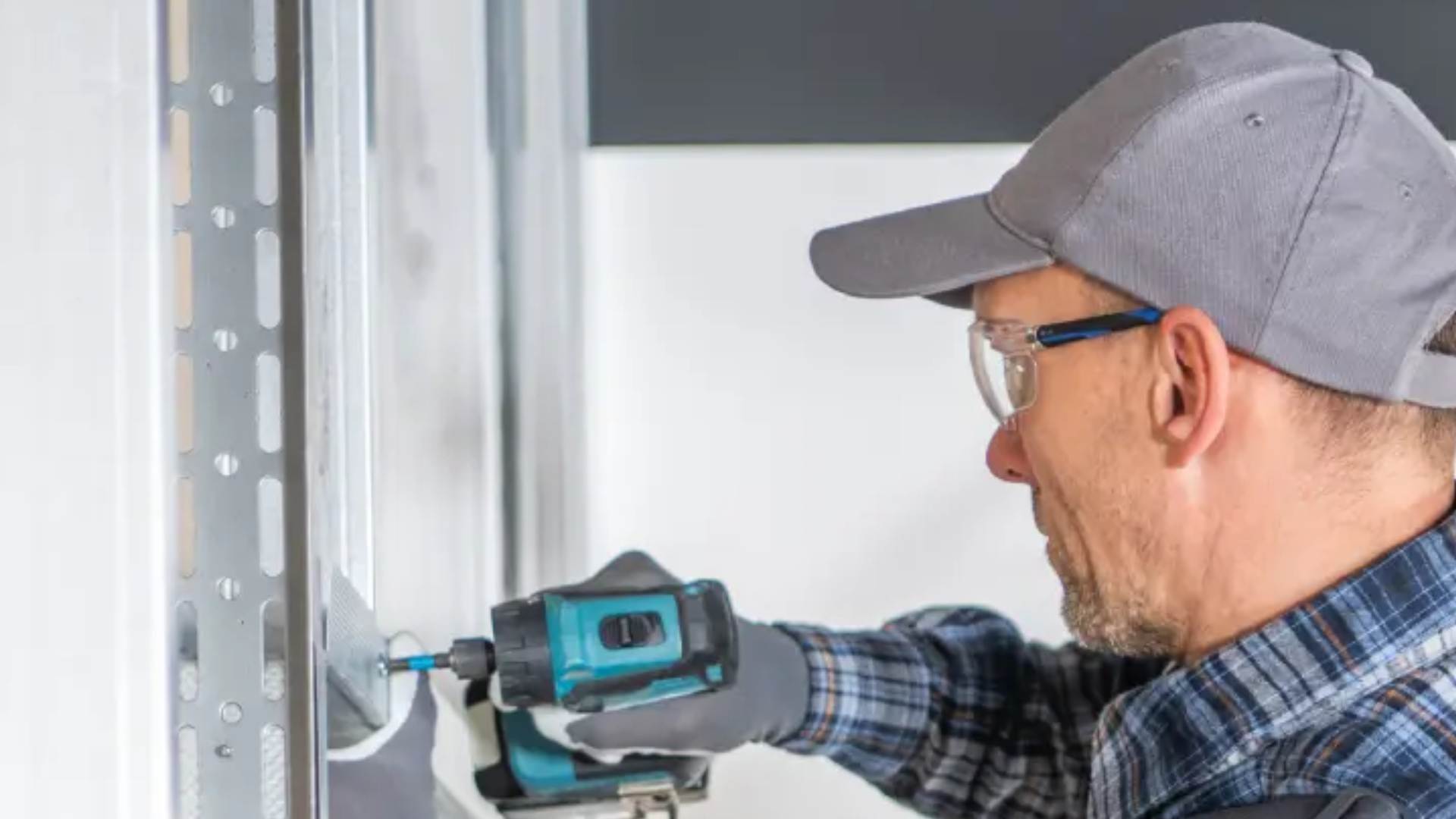 Fast & Reliable Garage Door Opener Repair in Naperville, IL