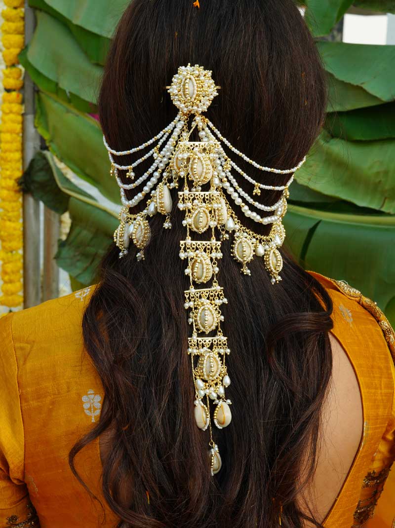 Buy Elegant Hair Accessories for Women & Brides Online | Vaidaan