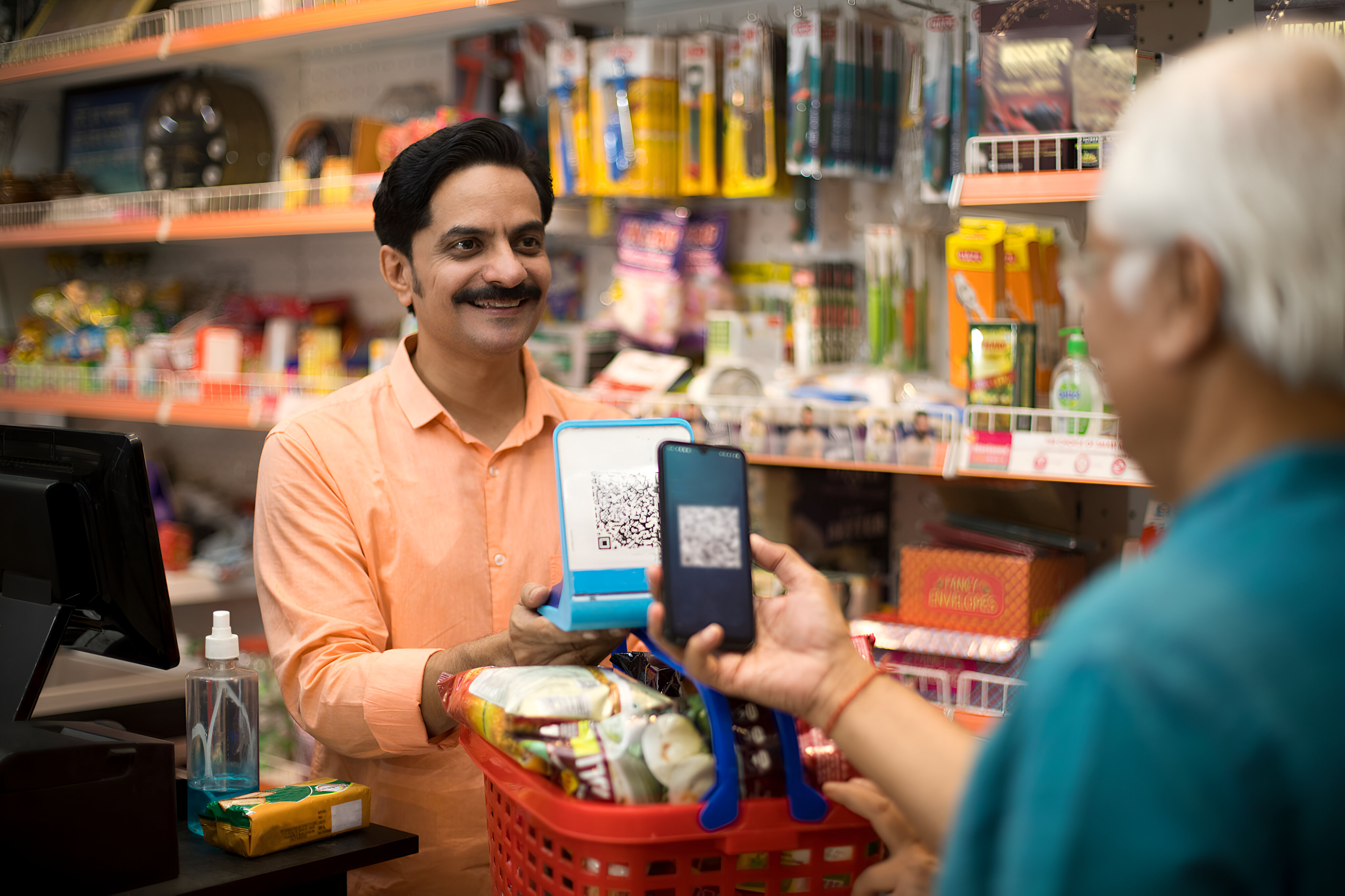 How to Choose the Best Retailer Loyalty Program in India