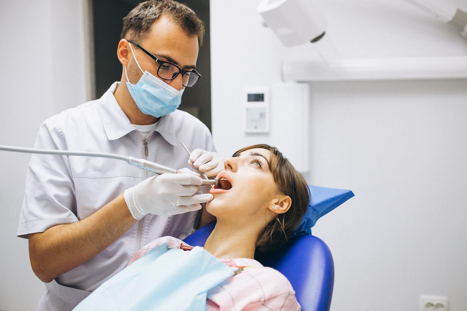Get Straighter Teeth with Invisalign Braces – Plum Dental Clinic