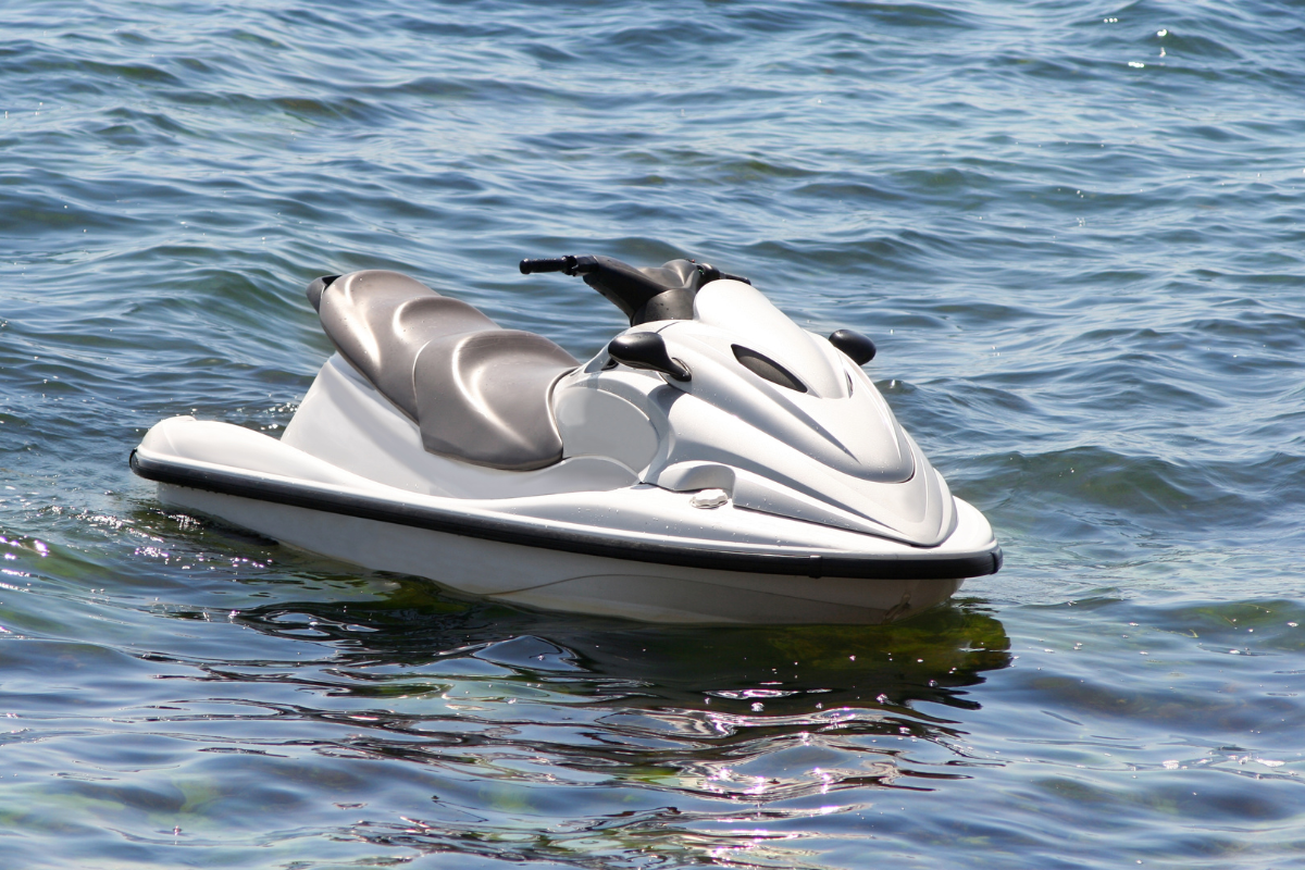 Online Jet Skis and Boats: Where to Buy for the Best Price
