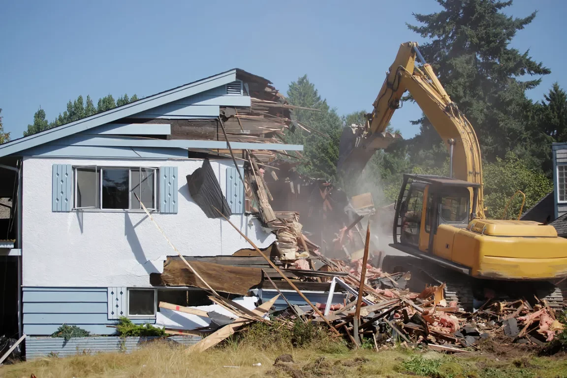 Is It Better To Donate Or Sell A Mobile Home
