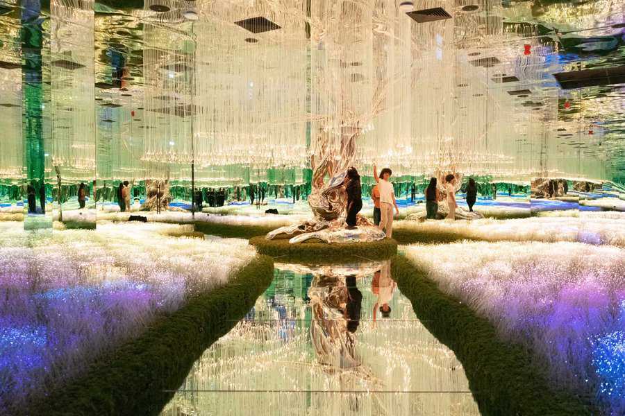 2025 Guide: Aya Universe Dubai Opening Hours, Peak Times & Booking Tips
