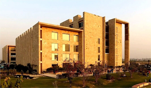School of Management Studies in Noida with Good Placements