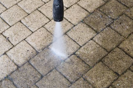 Driveway Pressure Washing Folsom: The First Step in Exterior Upgrades
