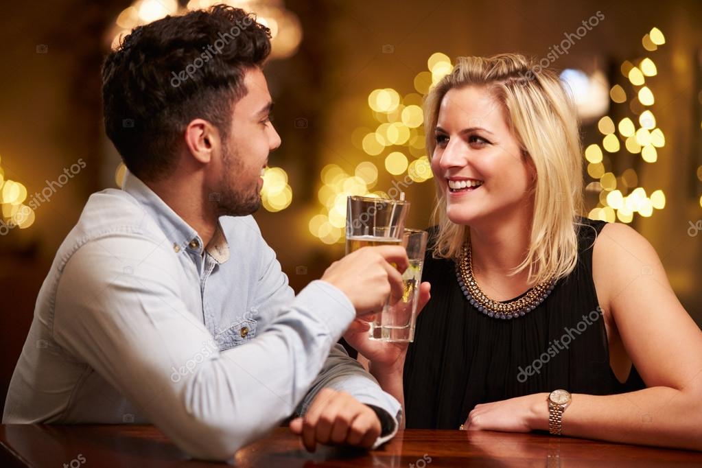 Bars in Dubai Offering Special Discounts for Tourists
