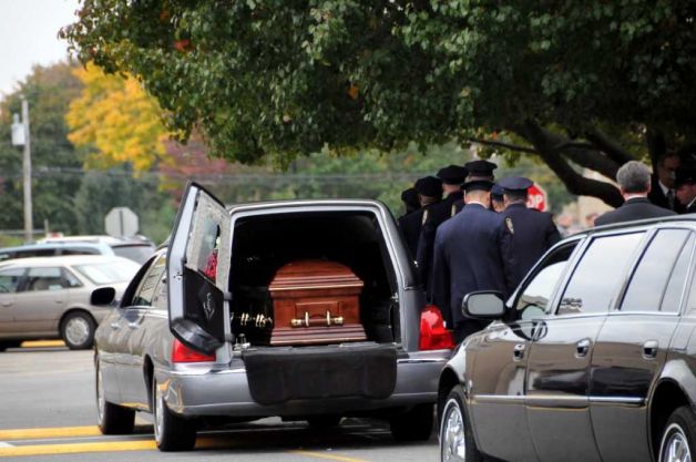 Personalizing Funeral Limo Services to Honor Your Loved One