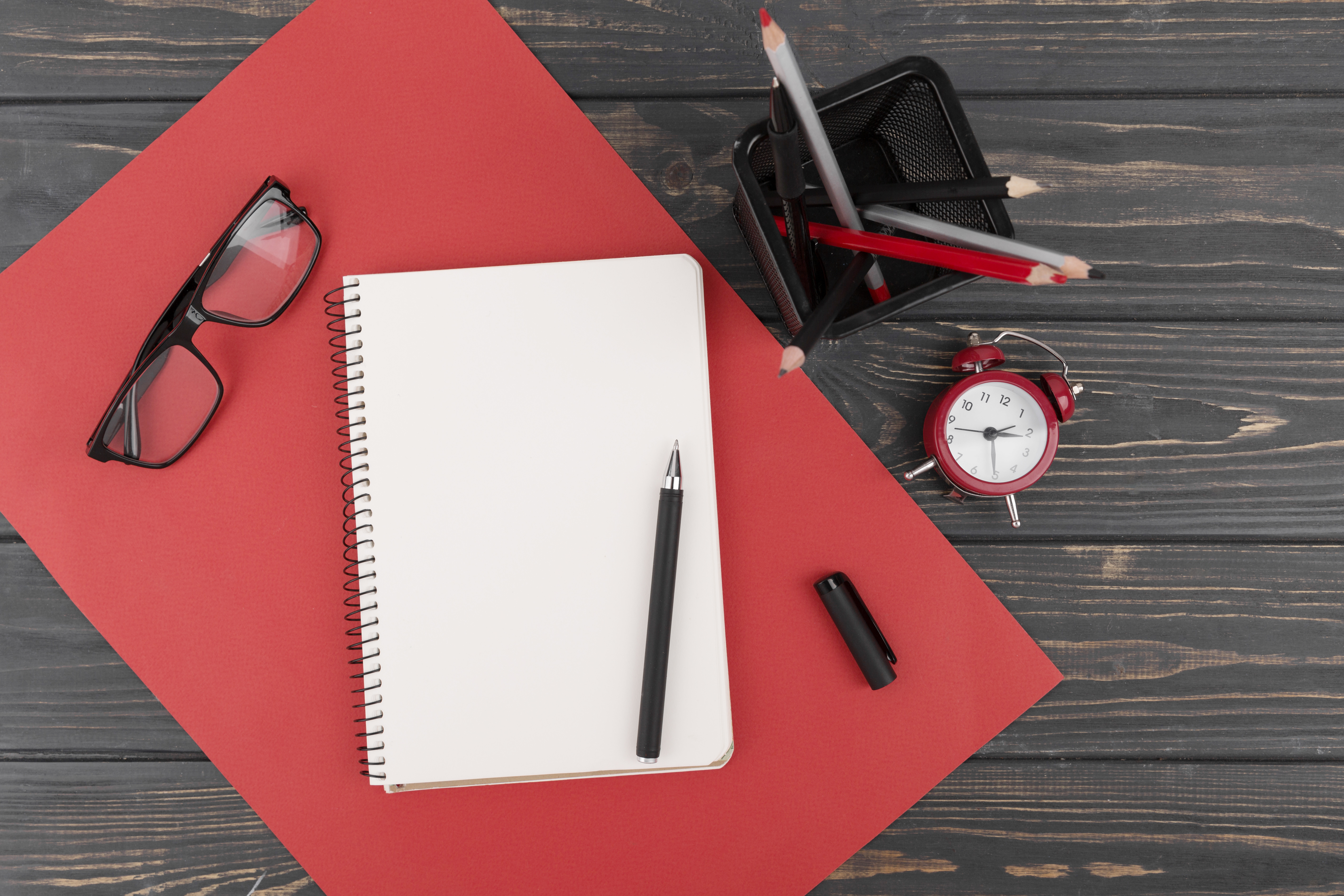 Time Management Hacks for Writing Essays Like a Pro