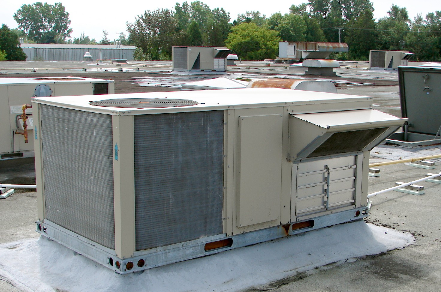 Heat Pumps vs Gas Boilers: The Future of UK HVAC Systems Market Home Heating Amidst the 2025 Boiler Ban
