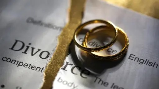 Finding the Right Divorce Consultation Near Me: A Guide to Hiring a Divorce Lawyer in Dubai