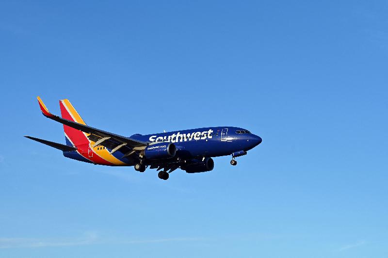 ¿Cómo puedo hablar en directo con Southwest Airlines?