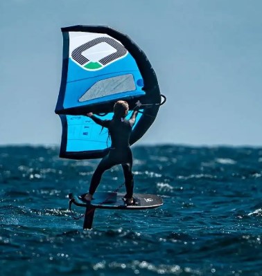 Discover The Thrill Of Kitesurfing Along Portugal’s Coast