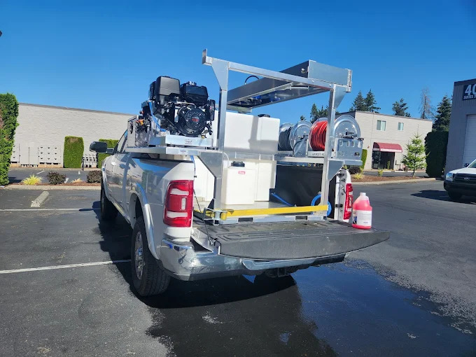 Roof Cleaning Service in Winder, GA