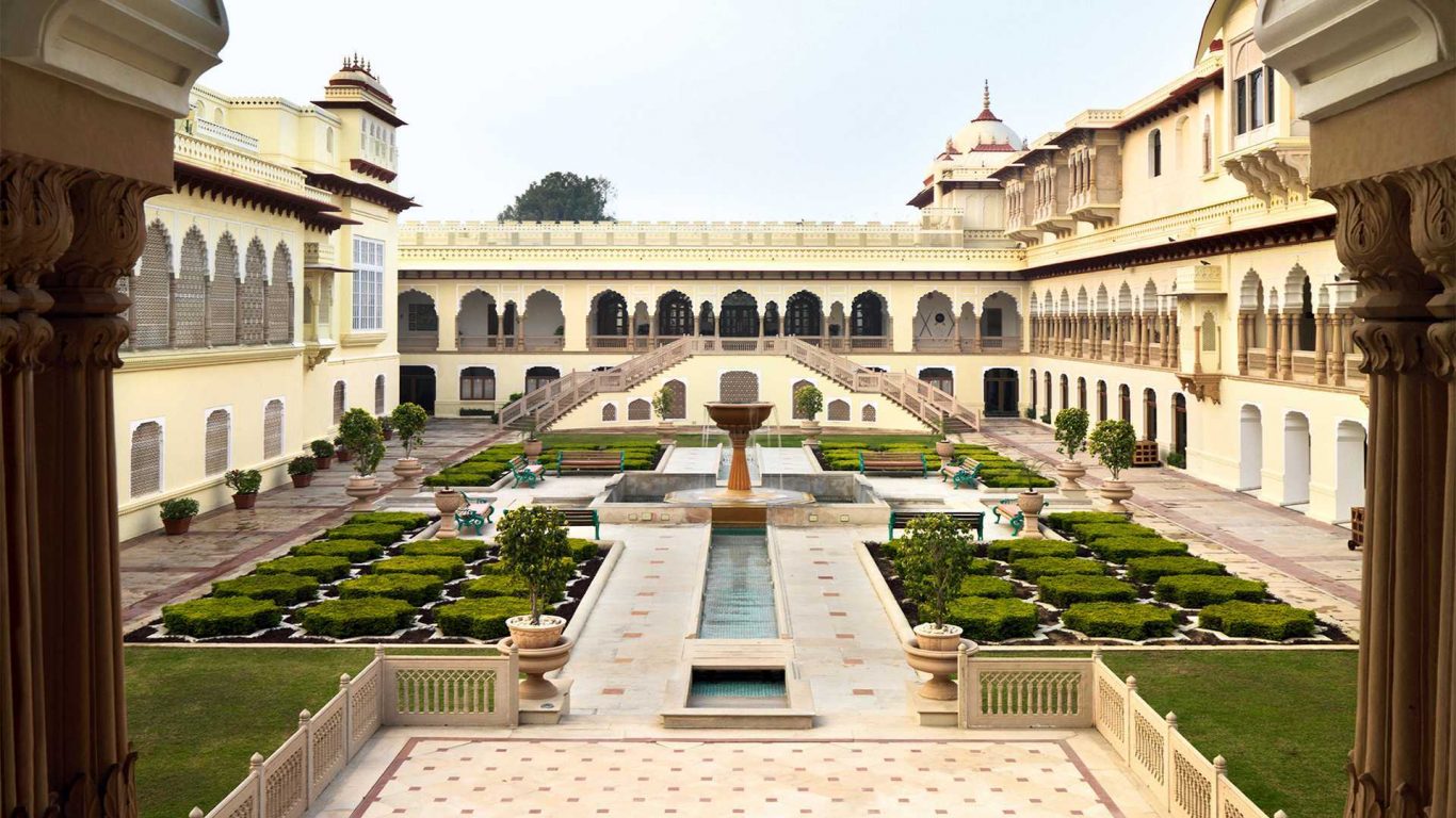 Discover the Wonders of Jaipur Sightseeing