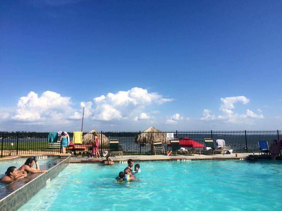 Why Choose Houston Lake Resort or Lake Livingston Hotels for Your Next Getaway?