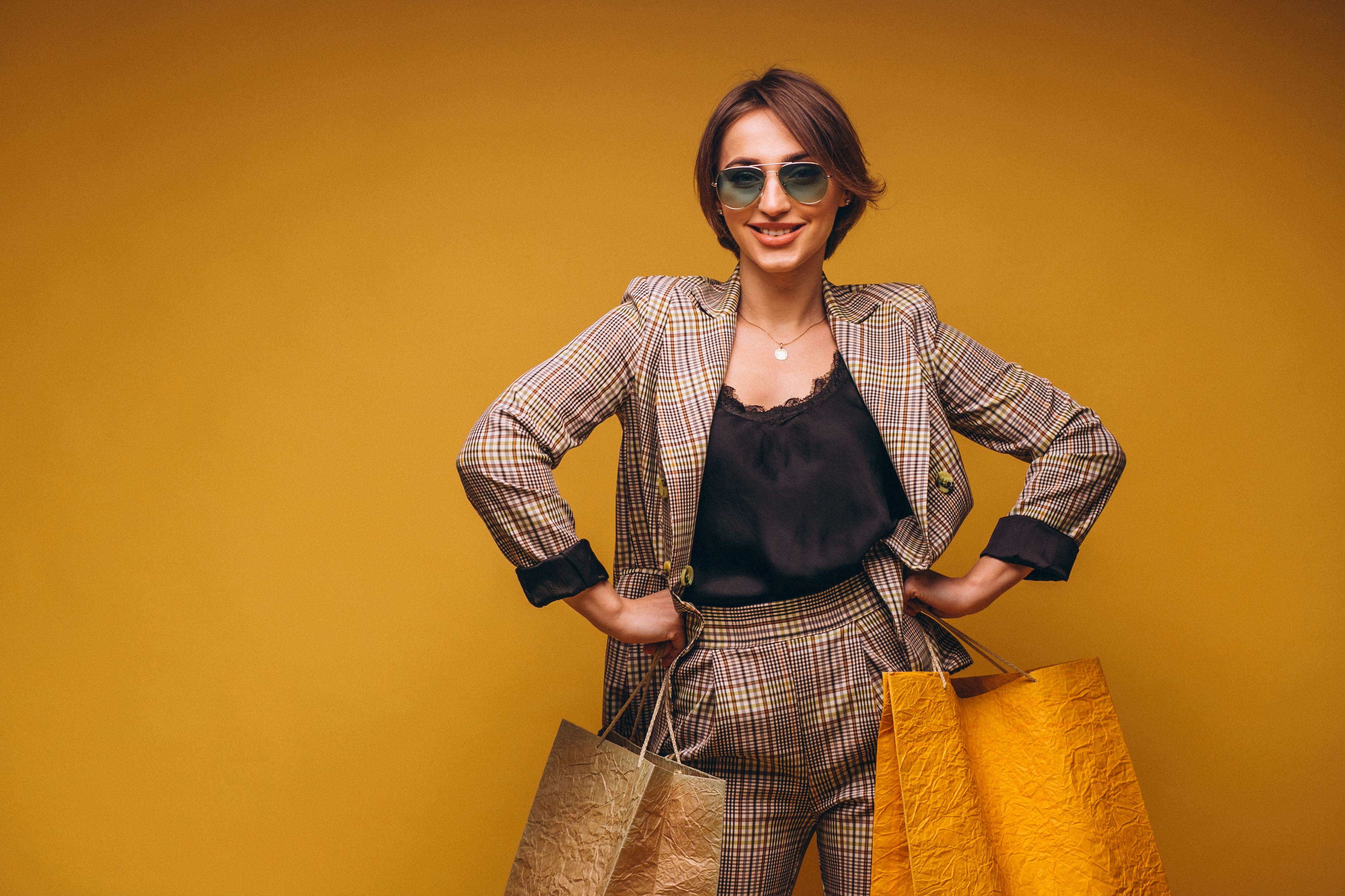 Fashion Influencer Guest Blogging Tips & How to Pitch a Guest Post (2025 Guide)