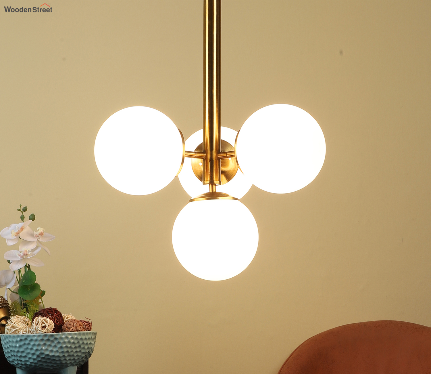 Modern vs. Traditional Jhumar Lights: Which One Complements Your Decor?