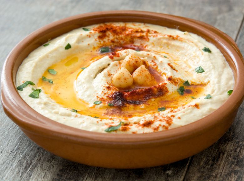 Exploring the Layers in the Classic Arabella Banquet