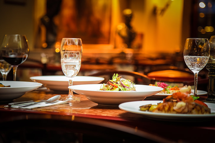 Lock the best Restaurants around you Manchester Metropolitan University Accommodation