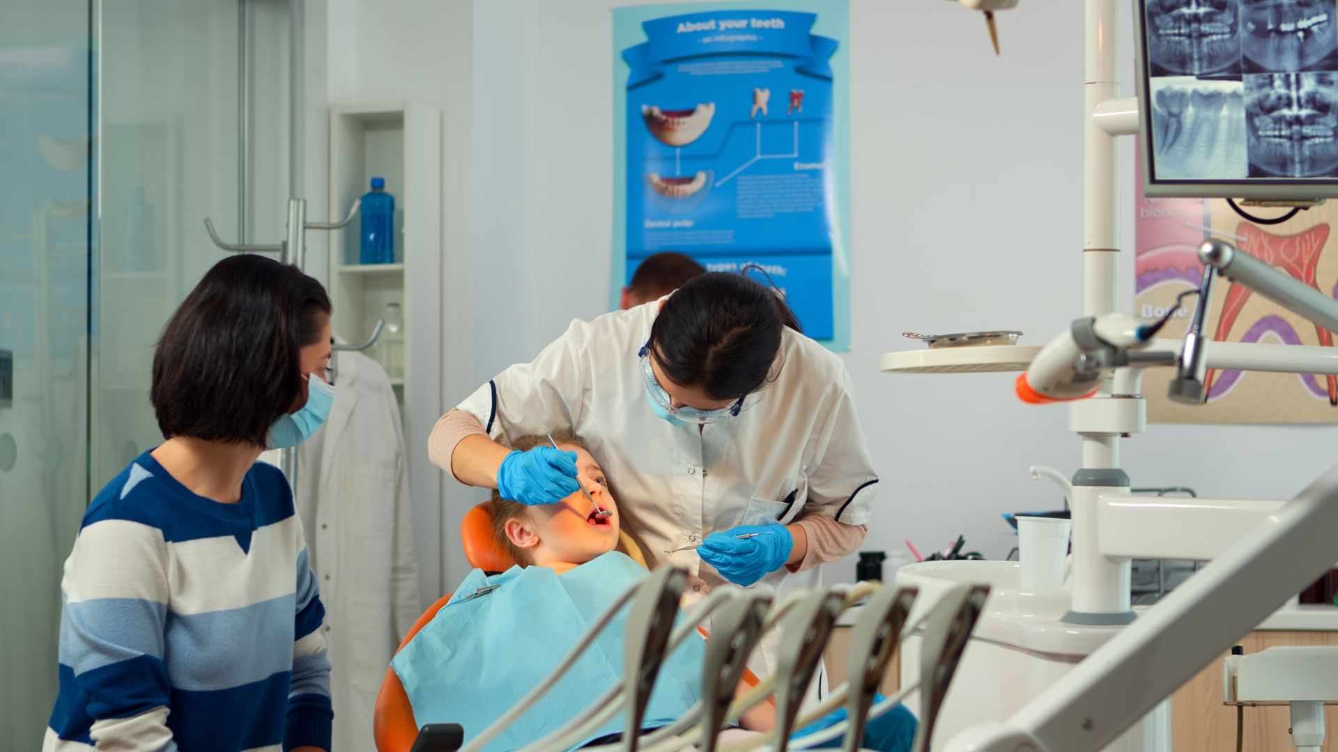 Comprehensive Guide to Dental Crowns, Tooth Discoloration, Sensitivity, and Implants