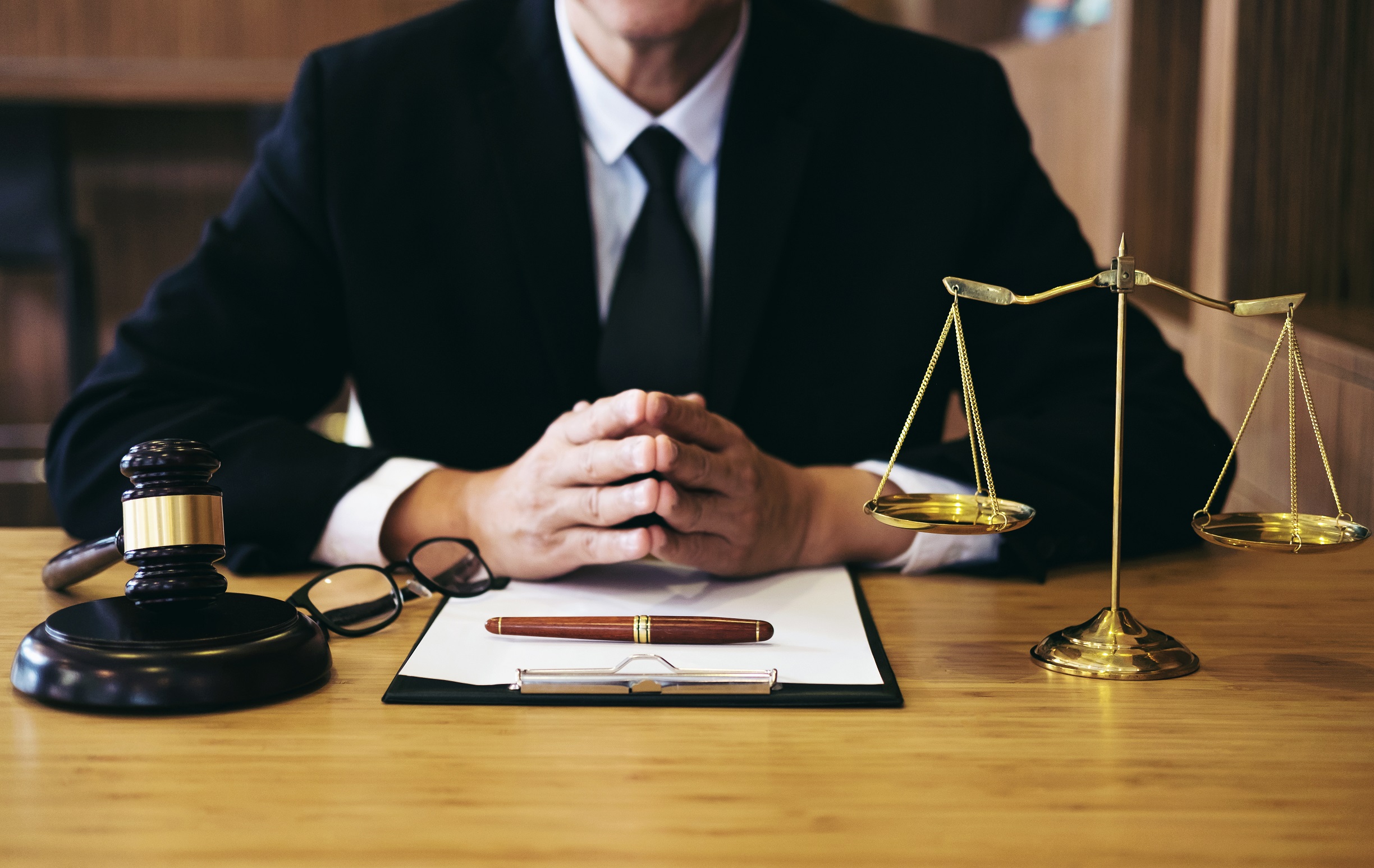 The Real Cost of Not Hiring an Expert Immigration Lawyer