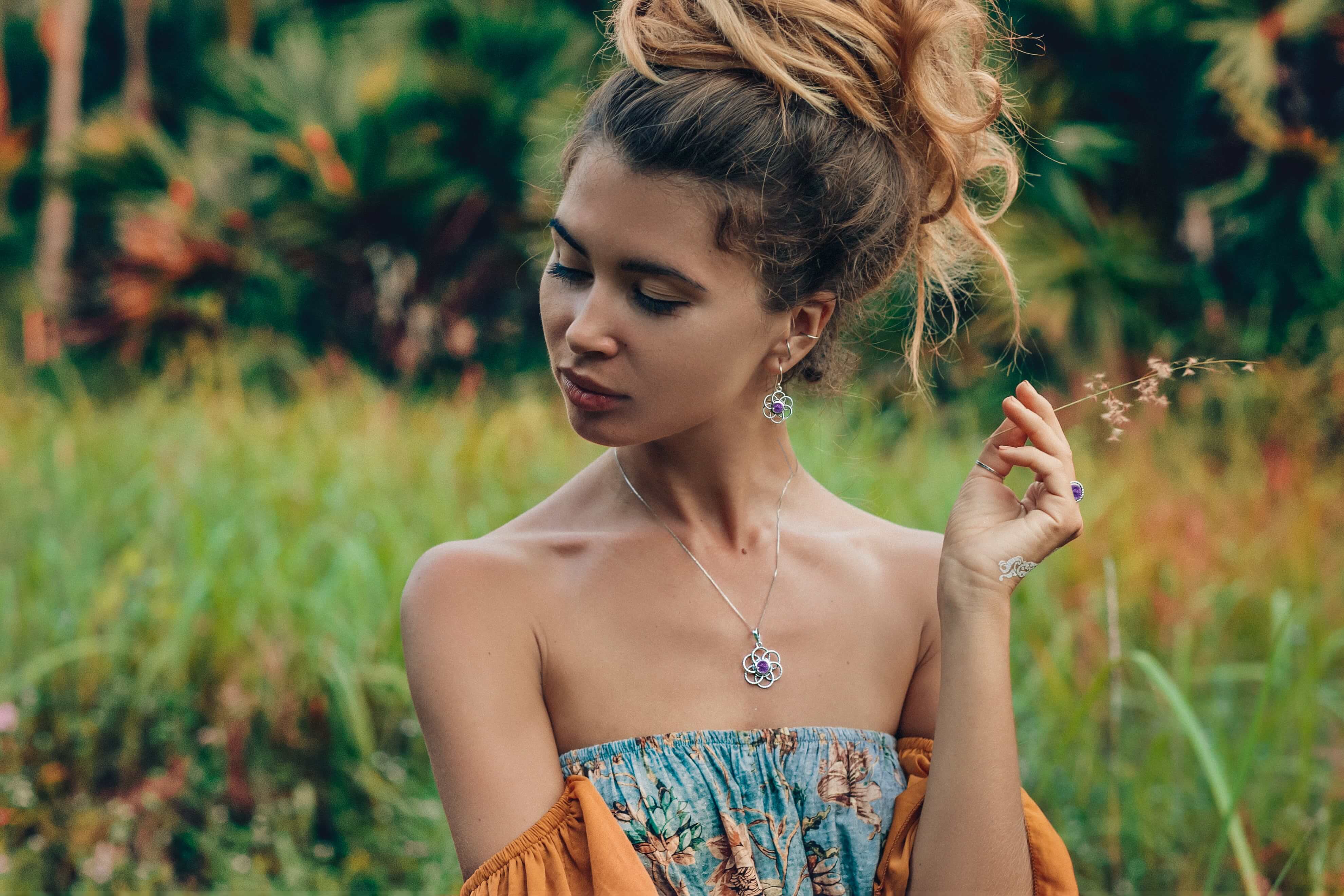 Charoite Jewelry: The Beautiful Stone That Heals Your Heart and Mind