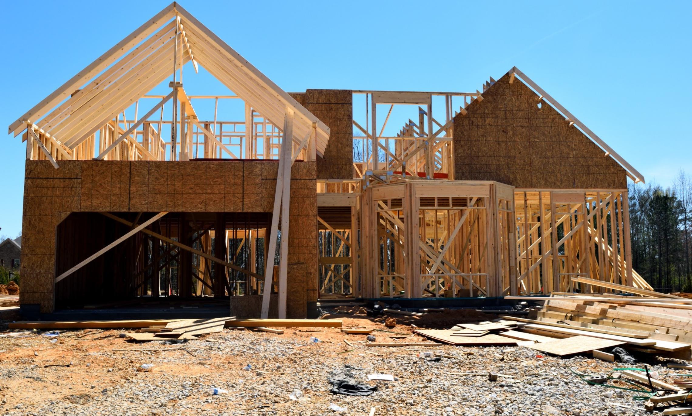 Custom vs. Pre-Built Homes: What’s the Right Choice for You?