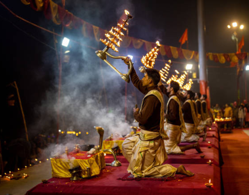 Explore the Heritage and Spiritual Essence With Golden Triangle Tour With Varanasi