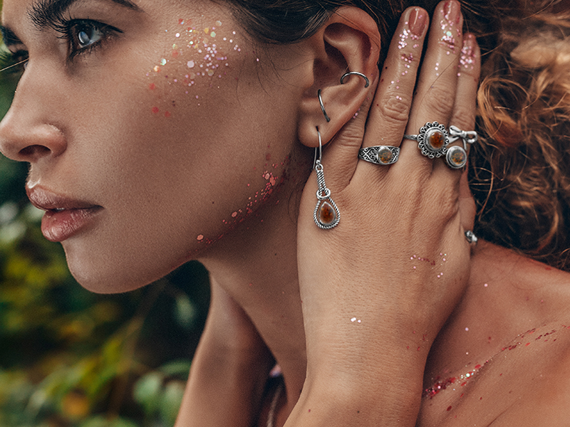 Pietersite Jewelry: An Eye-Catching Gemstone