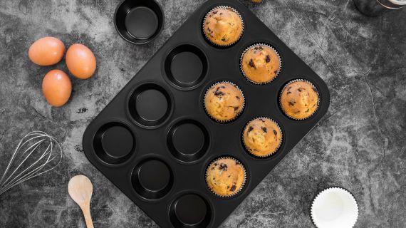 Best Muffin Pan for Cupcakes, Muffins, and More