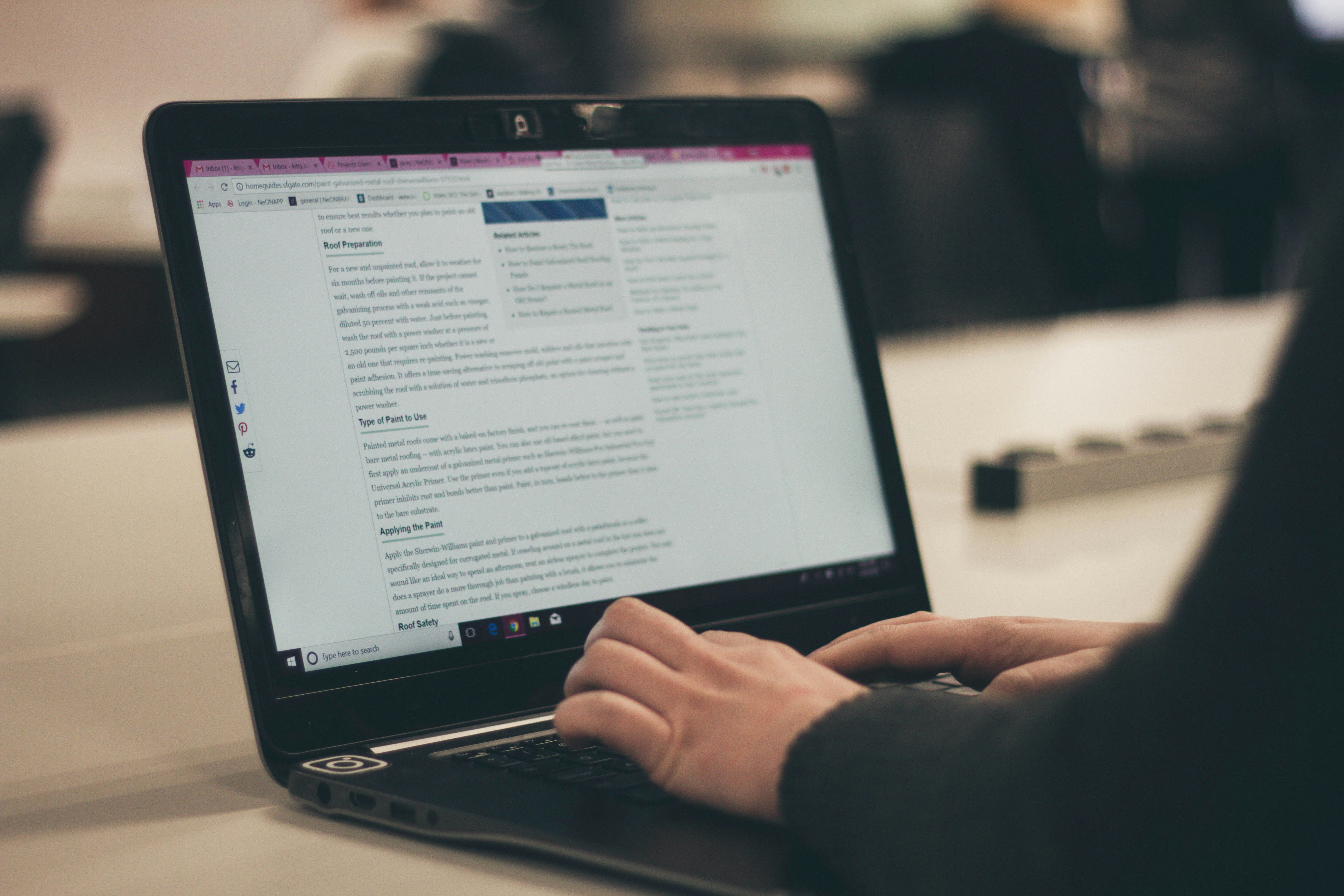 Content Writing vs SEO Content Writing: What's the Difference?
