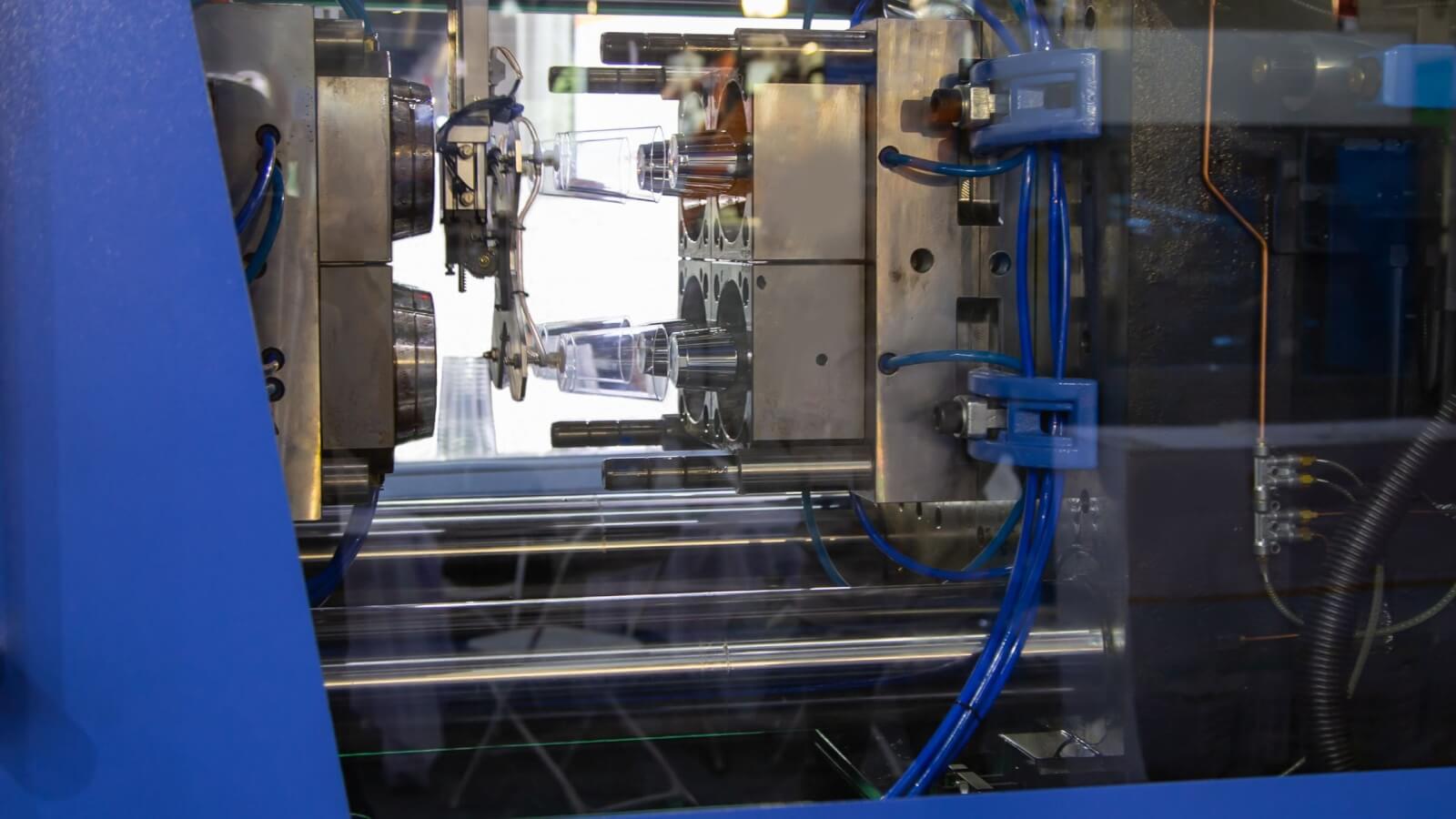 Russia Injection Molding Machine Market: Trends, Challenges, and Environmental Impact