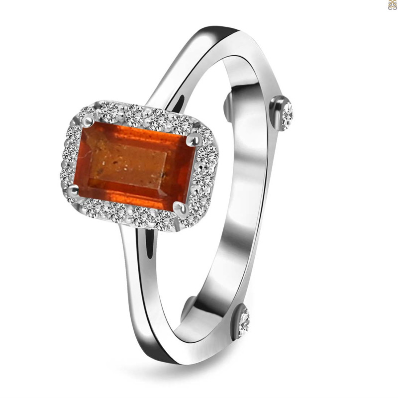 Why Orange Kyanite Jewelry Is Taking Over the Crystal Fashion Scene