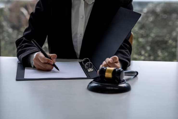 The Role of a Birmingham Personal Injury Attorney in Car Accident Claims