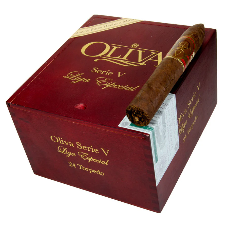 Discover the Finest Smokes: CAO Cigars and Olivia Cigars at SmokeShack Online