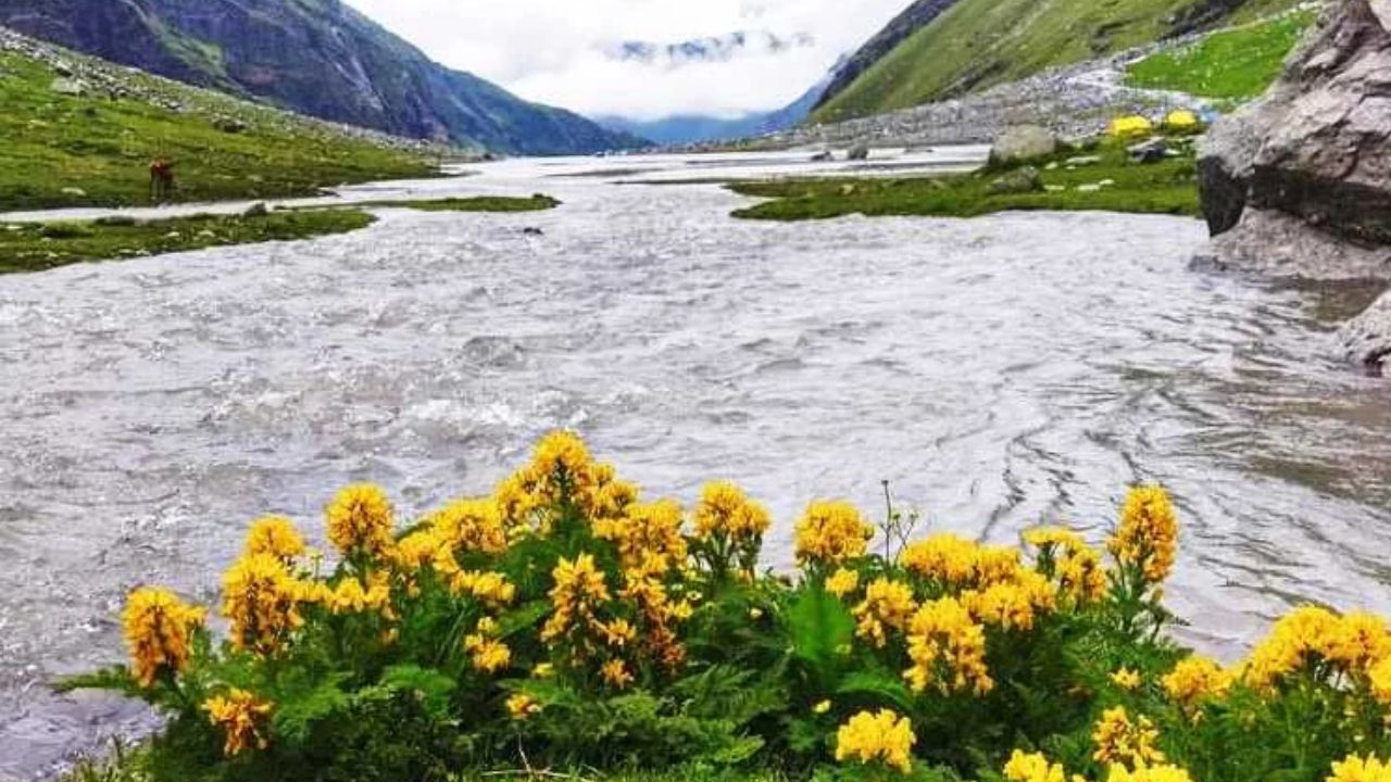 Hampta Pass Trek - How Long Is It? And The Best Time To Visit