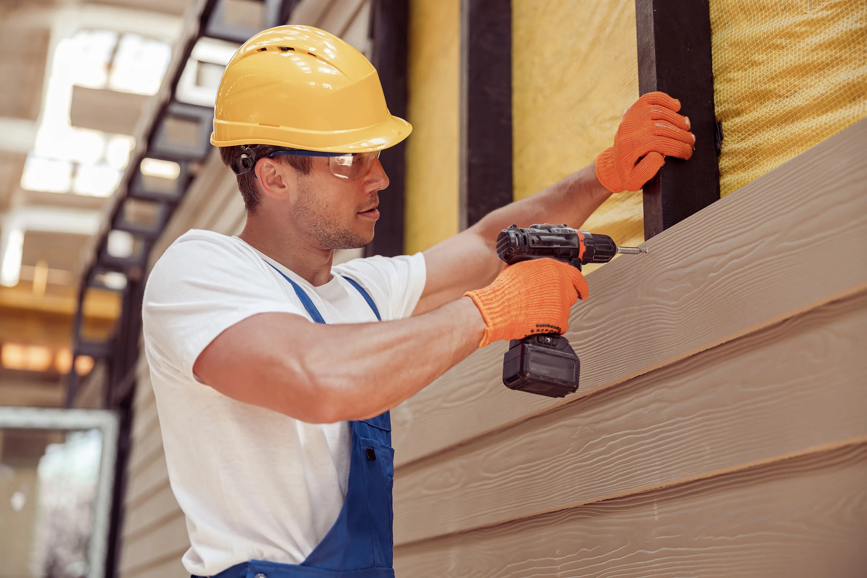 Can One Crack in Your Siding Really Harm Your Home?
