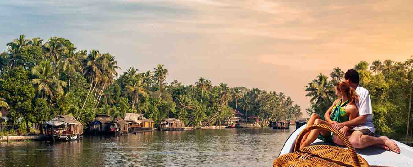 Kerala Tour: A Journey Through God’s Own Country by Smart Holidays