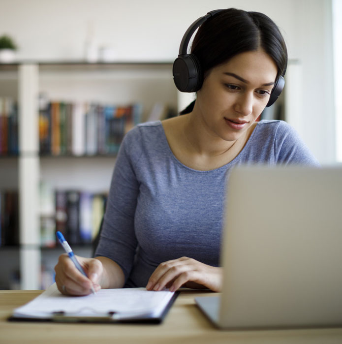 How to Get Online Course Help Without Risking Academic Trouble