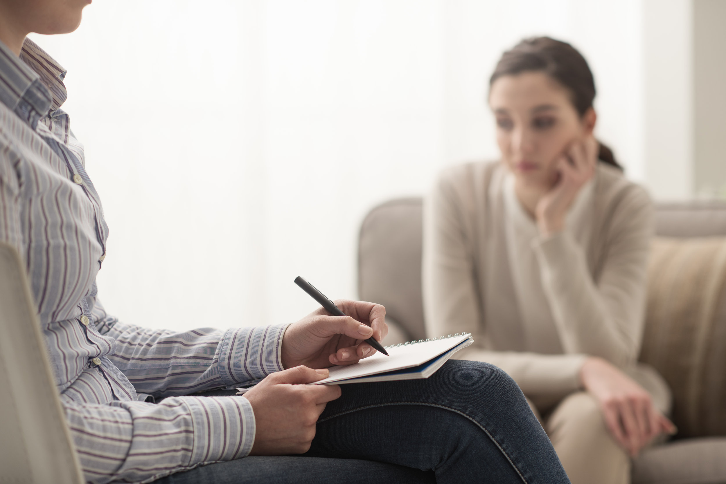 Caroline Goldsmith: How Childhood Trauma Affects Relationship Patterns