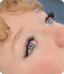 Transform Your Lashes with a Keratin Lash Lift