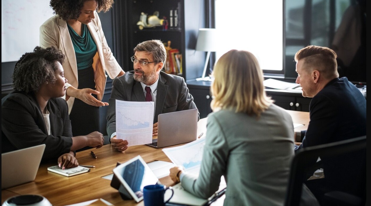 Designing Thought Leadership for Decision-Makers