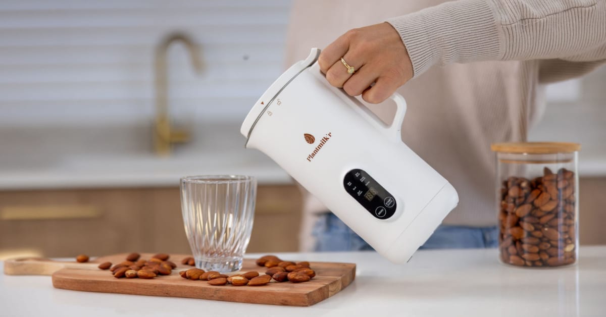Discover the Power of Homemade Dairy-Free Milks with the Plantmilk’r™ Soy Milk Maker