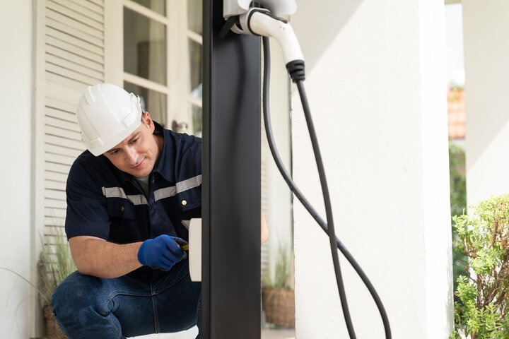 How Solar Batteries Are Powering Sydney’s Off-Grid Homes