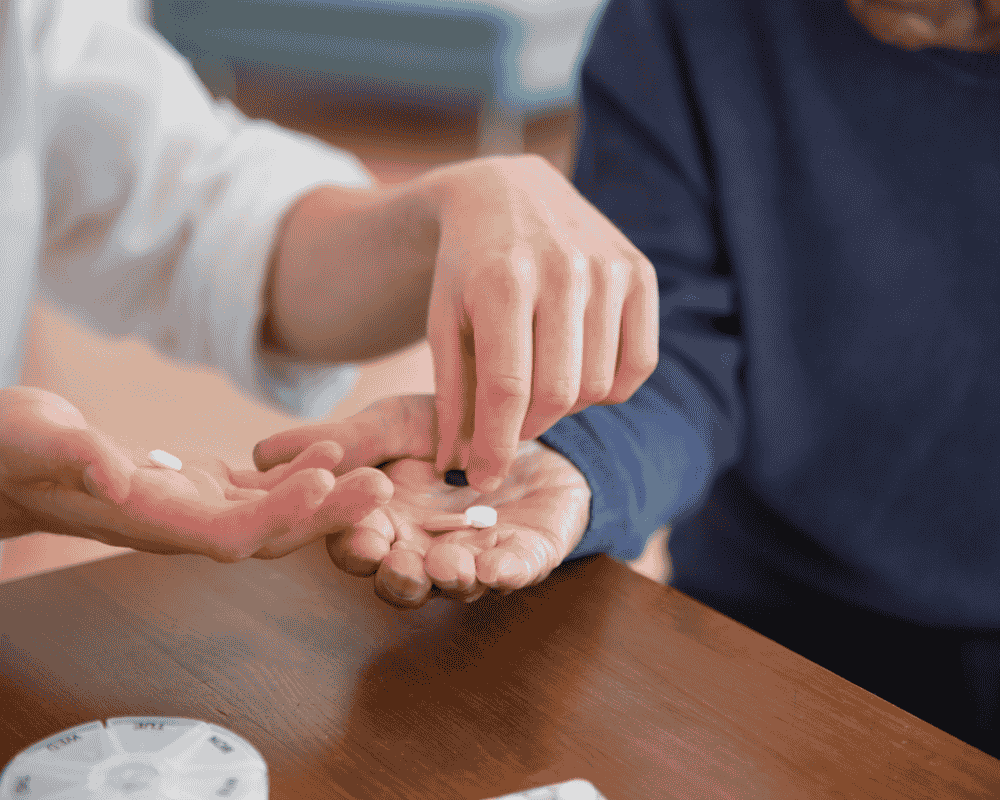 How does Cialis interact with nitrates